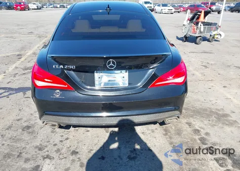 2014 Mercedes-Benz Cla 250 z USA, uszkodzony, nr VIN WDDSJ4EB5EN135434